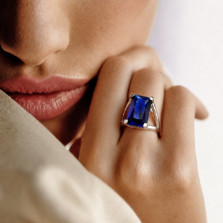 Anillo Augusta