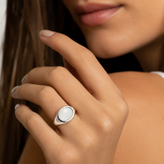 Anillo Oval Nácar